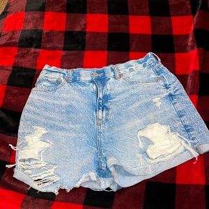 American Eagle size 8 curvy mom shorts